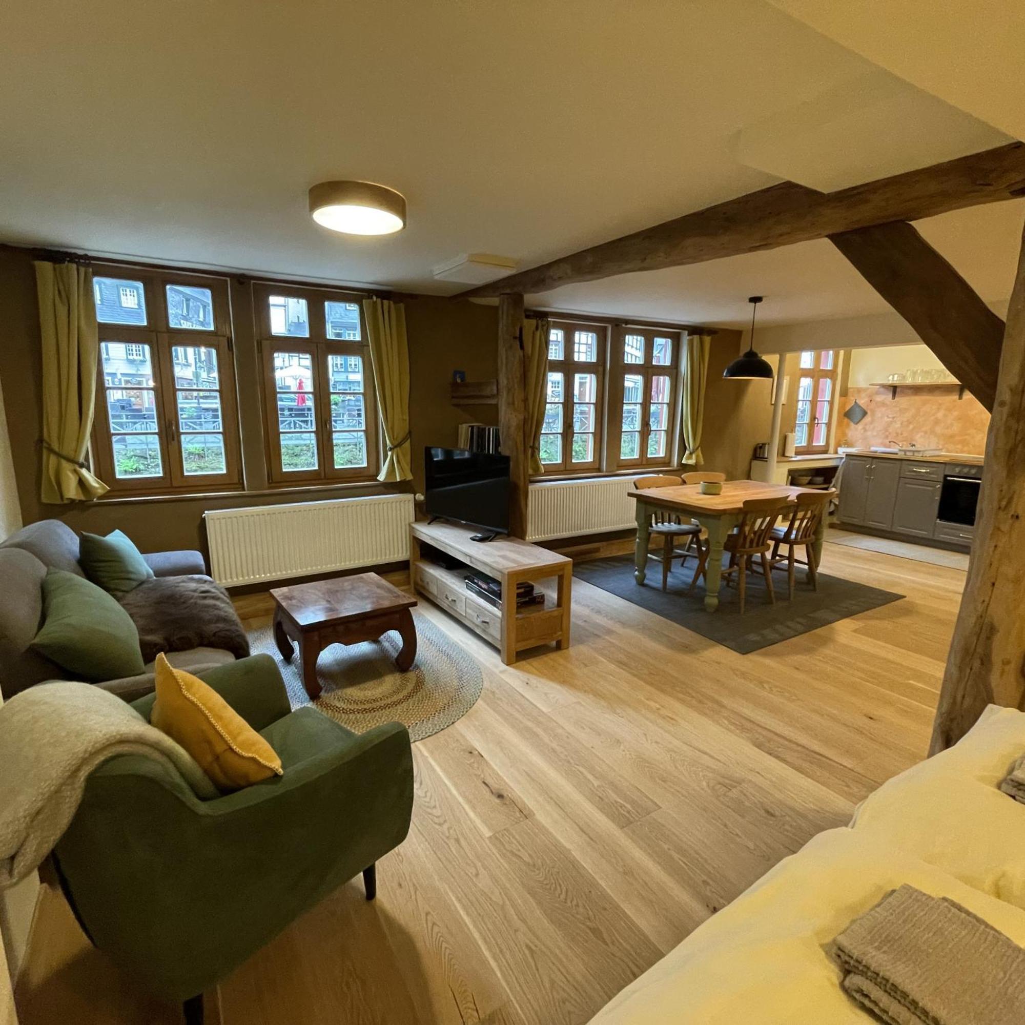 Apartment Am Fluss Im Haus An Der Rur Monschau Eksteriør bilde
